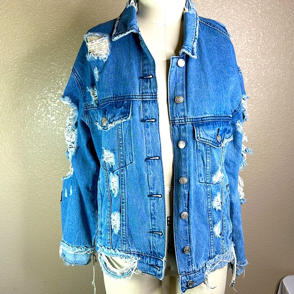 Y2K Signature 8 Ripped Jeans Jacket Size‎ Small